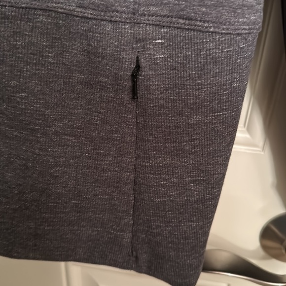 Women’s Athleta Zip Up Jacket. Size Large - Picture 5 of 8